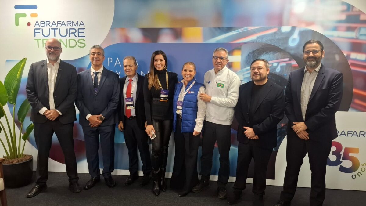 Ministro da Saúde Alexandre Padilha prestigia abertura do Future Trends e foi recepcionado pelo Conselho e diretoria executiva da Abrafarma