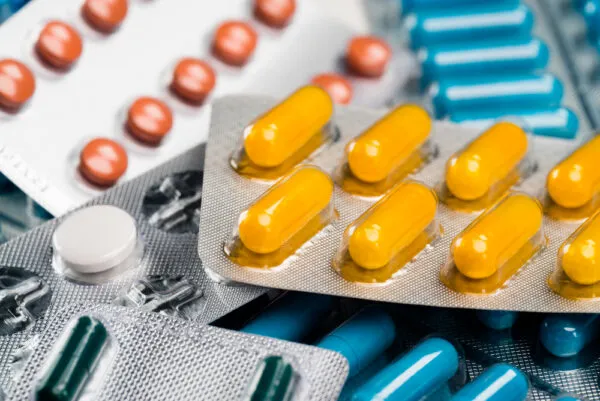 O segmento de analgésicos no Brasil tem um novo player. A Reckitt Benckiser investirá na área por meio de sua divisão farmacêutica e nutrição. Dono