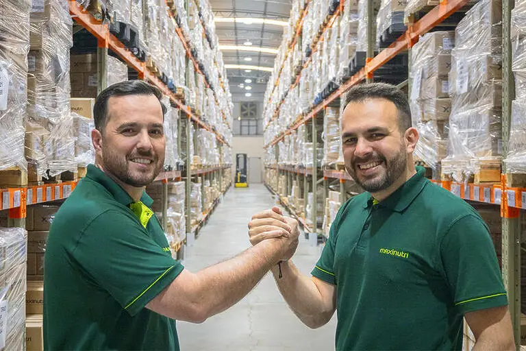 CRESCIMENTO DA MAXINUTRI Maxinutri, indústria farmacêutica, medicamentos, suplementos, nutracêuticos, farmacêutica brasileira