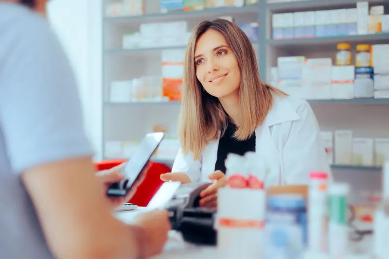 Faturamento do varejo farmacêutico supera R$ 200 bilhões 1 FATURAMENTO DO VAREJO FARMACÊUTICOVarejo farmacêutico, farmácias